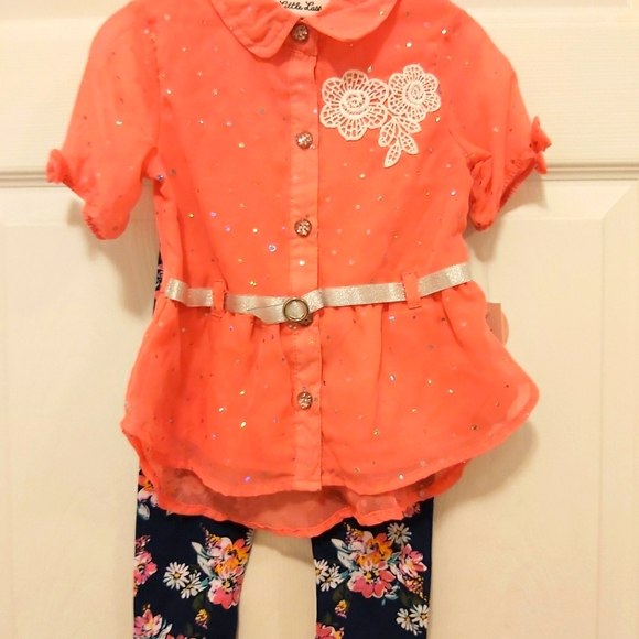 Little Lass Other - 2 piece Outfit (Coral)